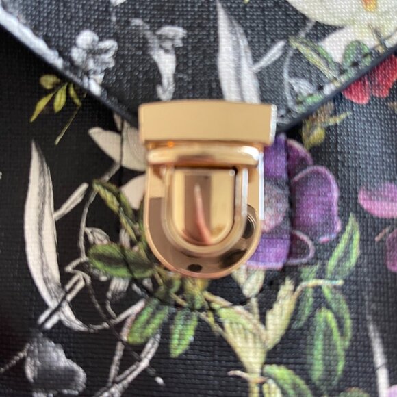 Womens Crossbody Bag Multicolor Boho Floral Snap Vegan Leather - Picture 3 of 13